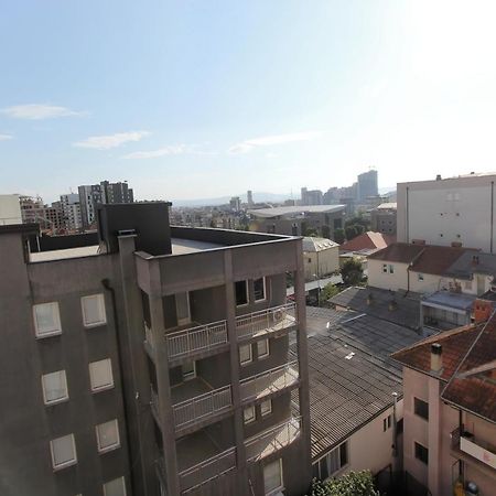 Kasumi Apartment Priştine Dış mekan fotoğraf