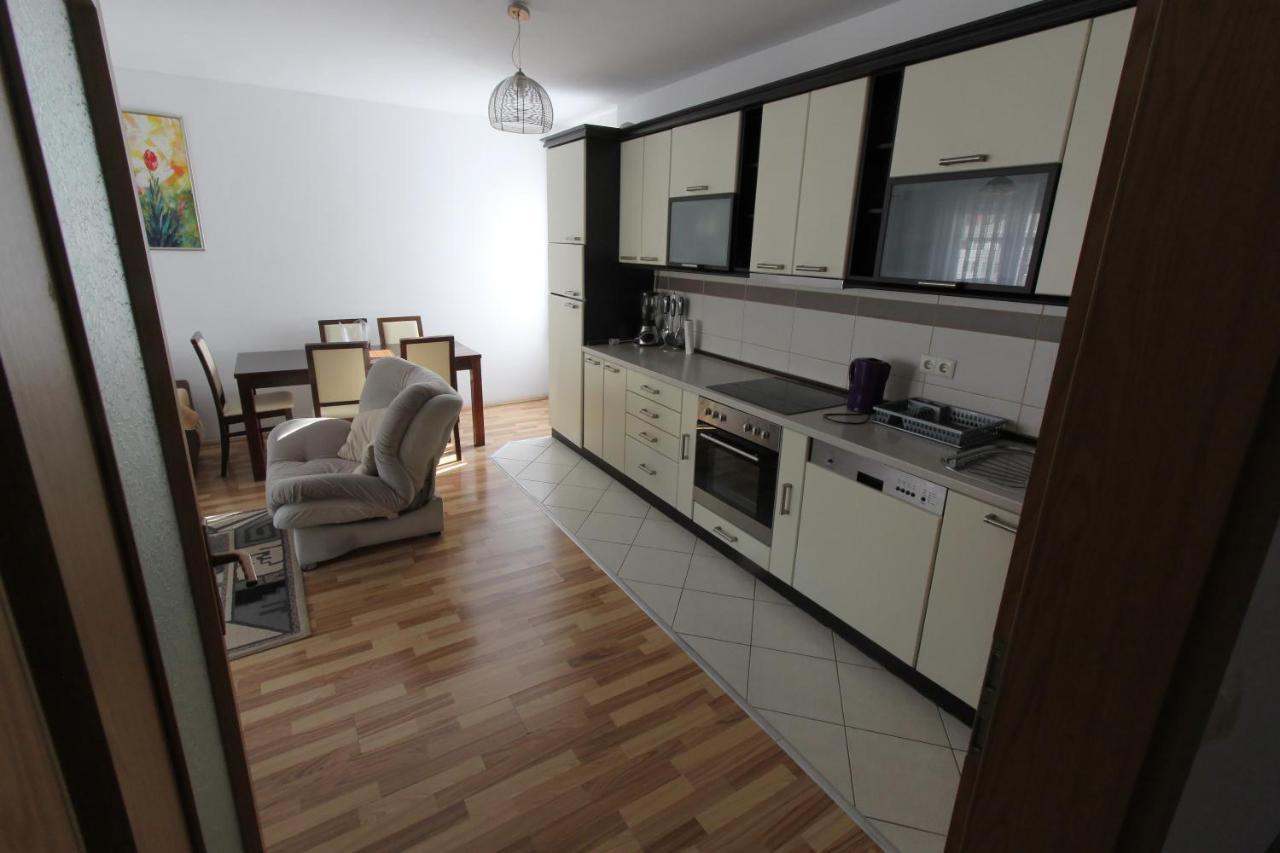 Kasumi Apartment Priştine Dış mekan fotoğraf