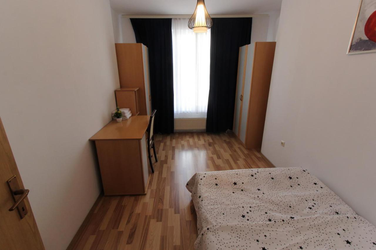 Kasumi Apartment Priştine Dış mekan fotoğraf
